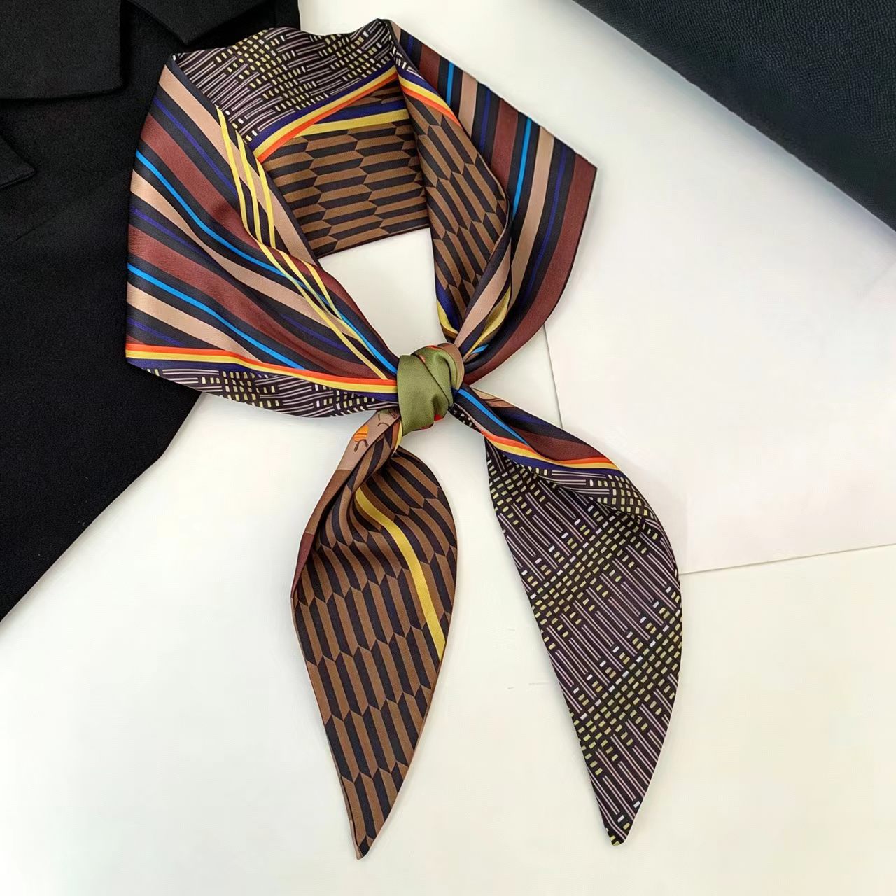 Luxury Print Long Hair Ribbon  - Luxury Bags Supplier avis et prix