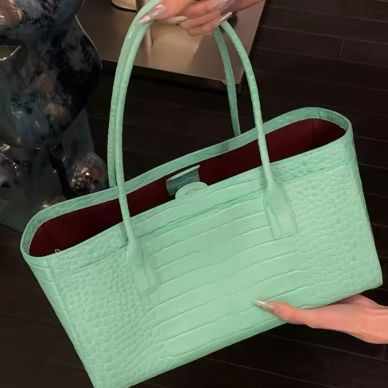 Crocodile-embossed Tote Bag La - Luxury Bags Green avis et prix