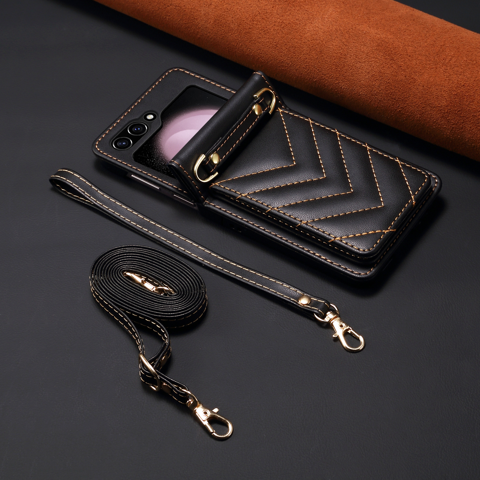 Luxury V-shaped Quilted Leathe - Luxury Bags & Leather Repair Of Atlanta Photos avis et prix