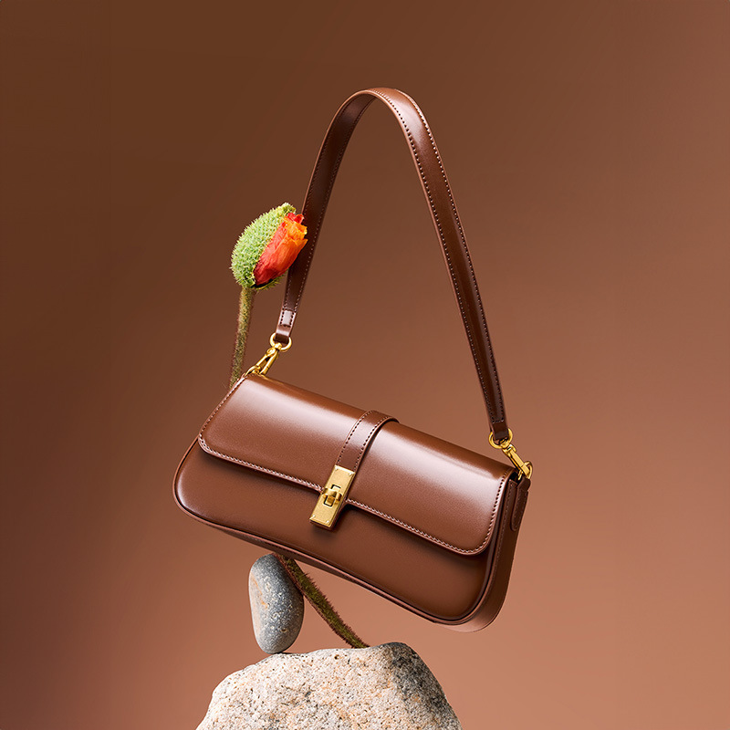 YANATARI underarm cowhide Genu - Luxury Designer Bags Ysl avis et prix