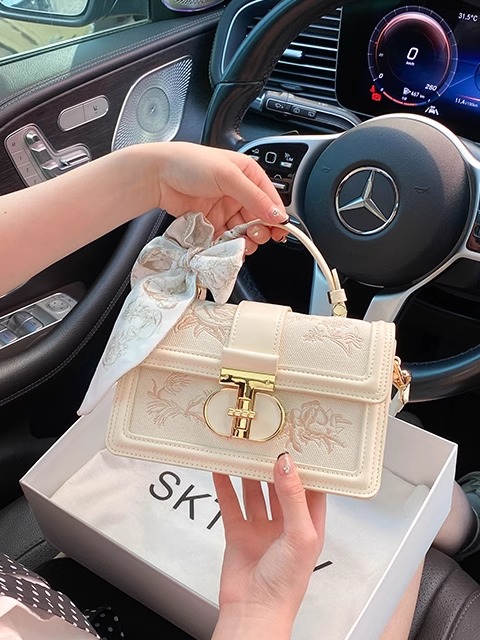 New Chinese and Luxury Makeup  - Luxury Designer Bags Ysl avis et prix