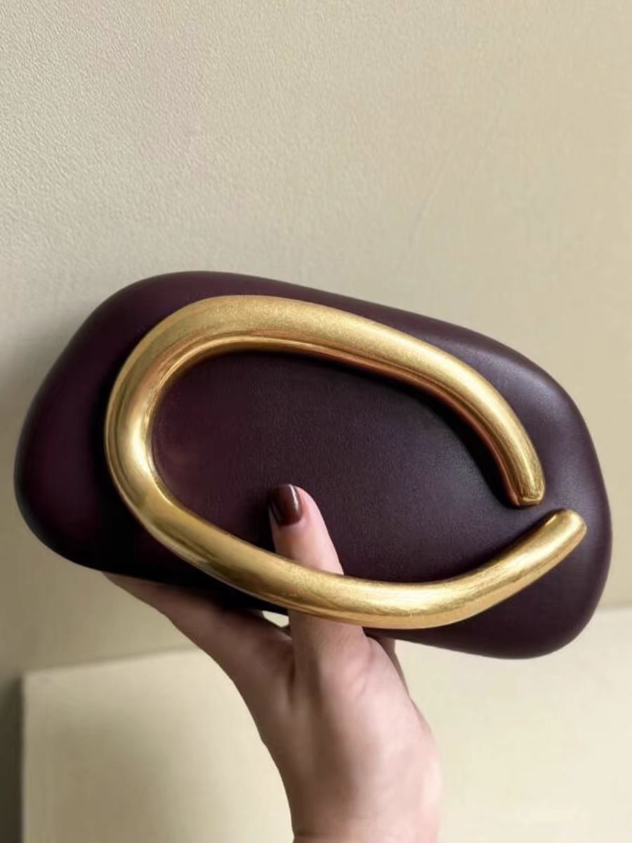 Gold Metal Closure Box Clutch  - Luxury Bags Medium Size avis et prix